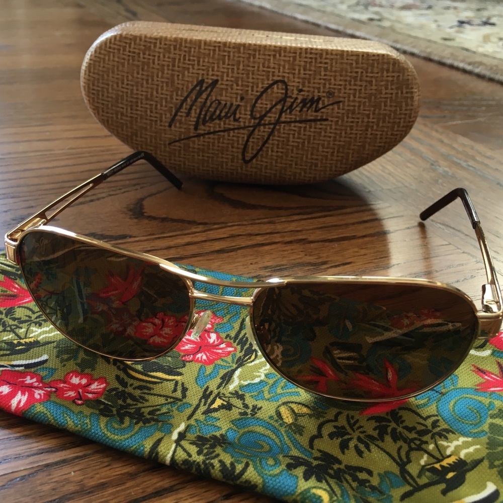 Maui Jim gold-framed Aviator Sun Glasses
